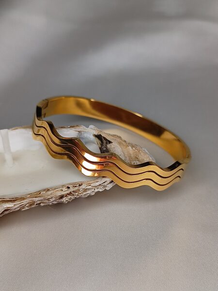 Bracelet vague